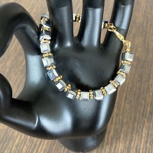 HAND CRAFTED BRACELET Silver Mirrored Cubes Dainty Gold Plated Daisy Spacers